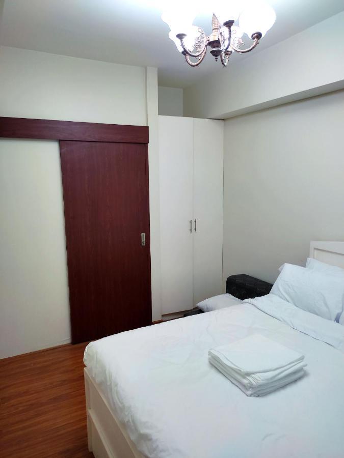 The Beacon Makati Manila Exterior photo
