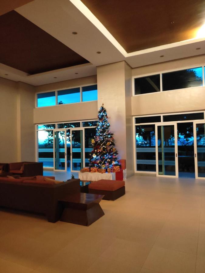 The Beacon Makati Manila Exterior photo